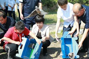 西媒谈坎塞洛缺战马竞：球员亲属患心脏病，巴萨要排查会不会遗传